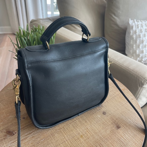 Vintage Black Leather Crossbody Bag - Picture 2 of 5